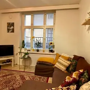 Lovely In The Centre, Street Level And Inner Yard Apartamento Helsinki
